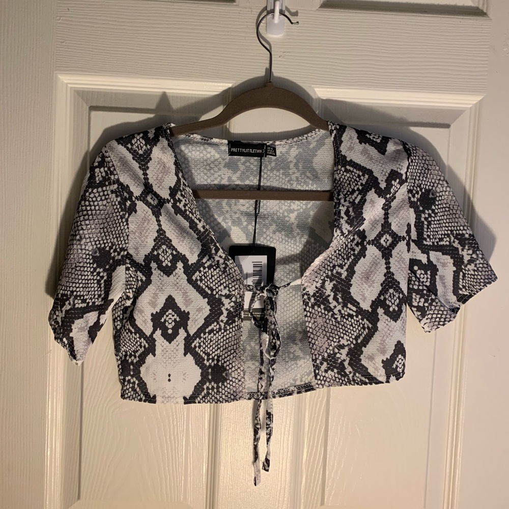 Snakeskin crop tie shirt